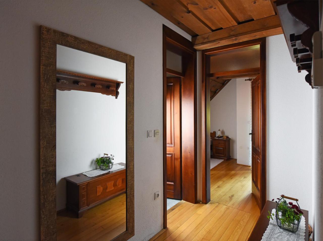 Domacija Seruga Countryside Hotel 노보메스토 외부 사진