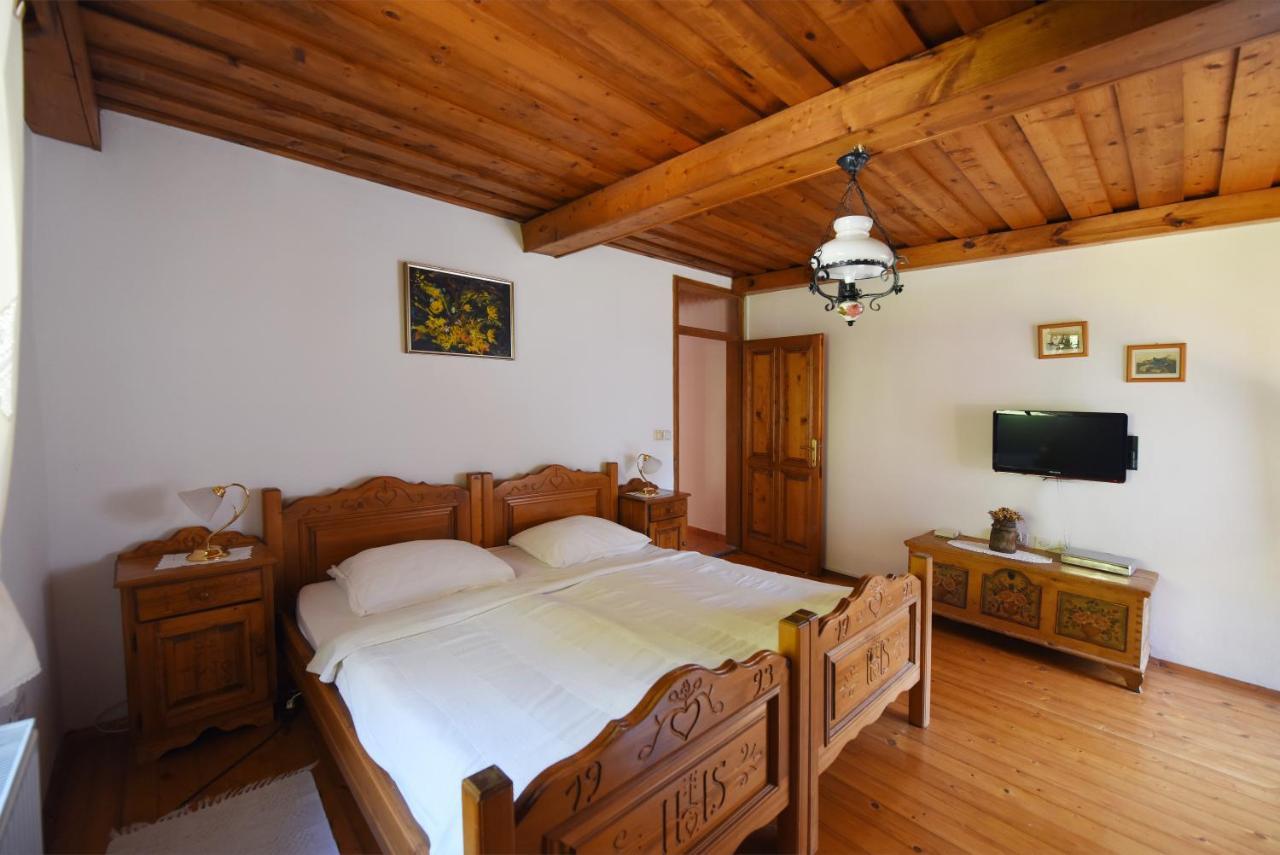 Domacija Seruga Countryside Hotel 노보메스토 외부 사진